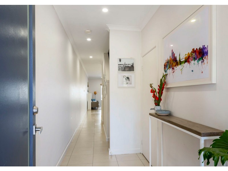 4/135 Sanctuary Drive, Mawson Lakes SA 5095