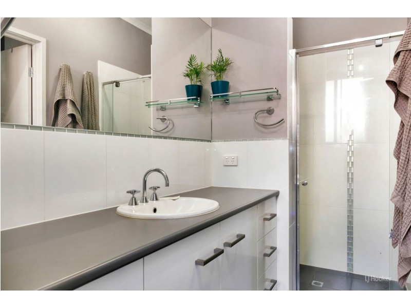 10 McEwen Road, Evanston Gardens SA 5116