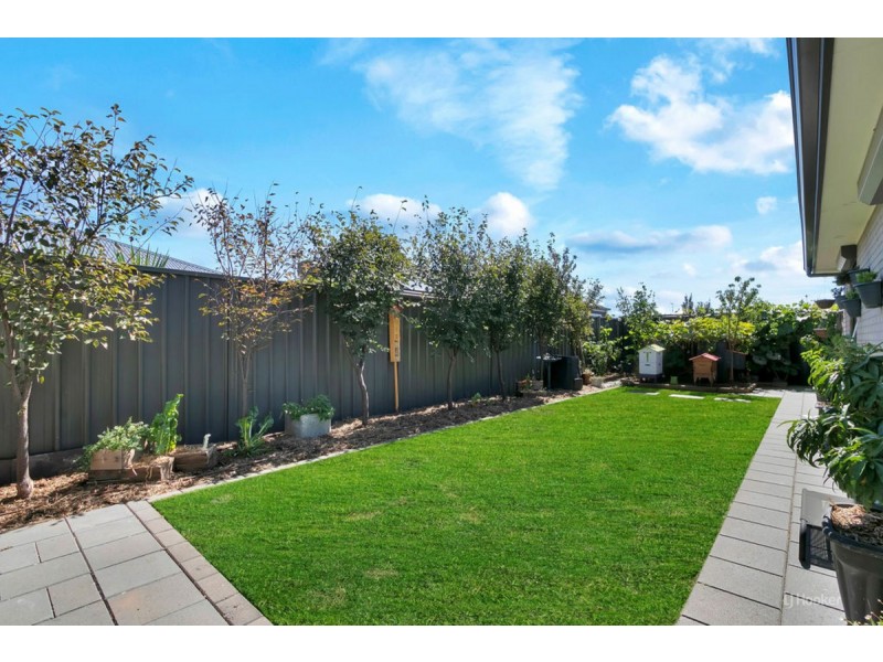 10 McEwen Road, Evanston Gardens SA 5116