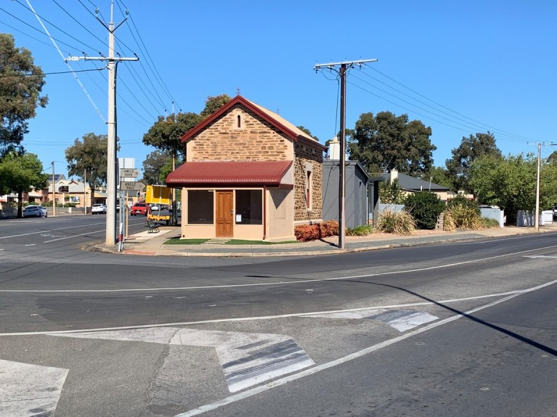 9 Adelaide Road, Gawler South SA 5118