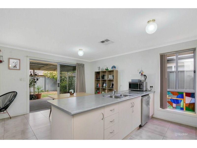 8 Glenrowan Street, Andrews Farm SA 5114