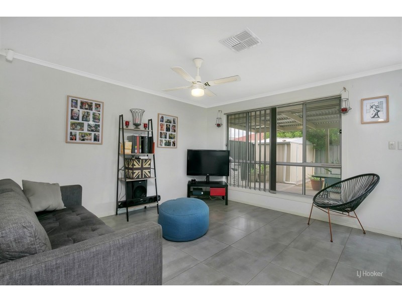 8 Glenrowan Street, Andrews Farm SA 5114