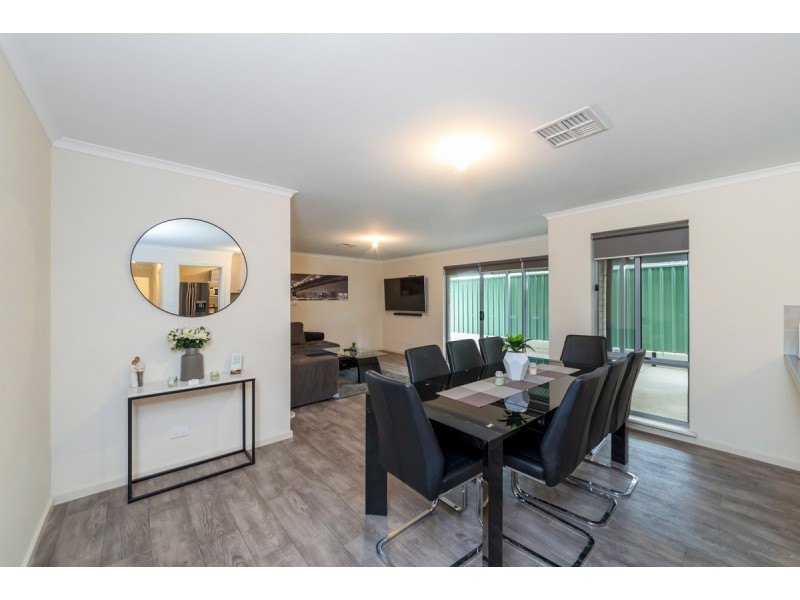 6 Gilbert Court, Evanston Gardens SA 5116