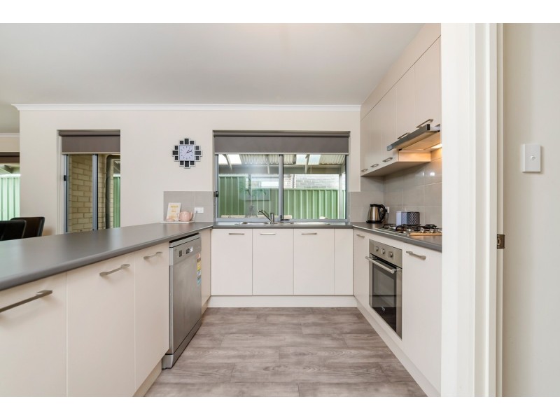 6 Gilbert Court, Evanston Gardens SA 5116