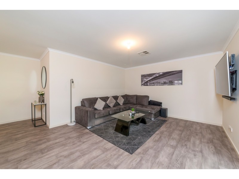 6 Gilbert Court, Evanston Gardens SA 5116