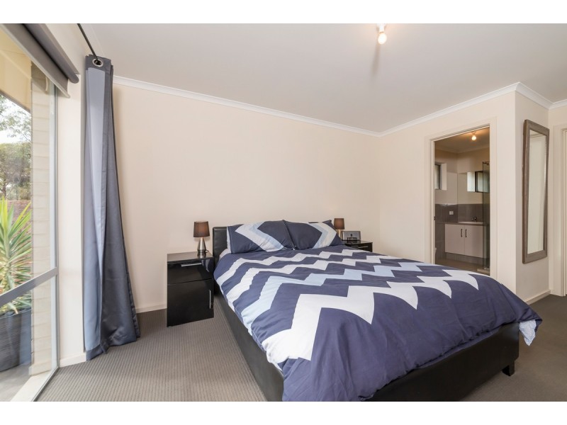 6 Gilbert Court, Evanston Gardens SA 5116