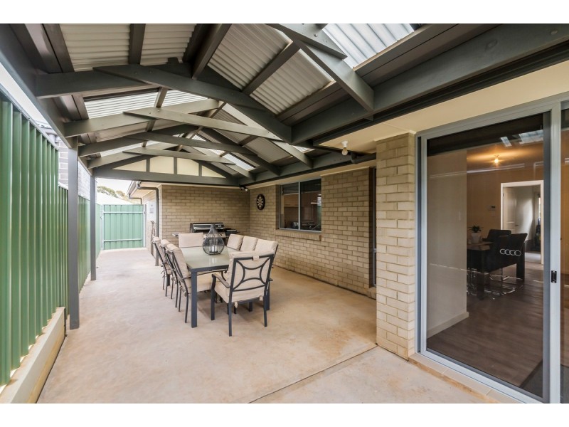 6 Gilbert Court, Evanston Gardens SA 5116