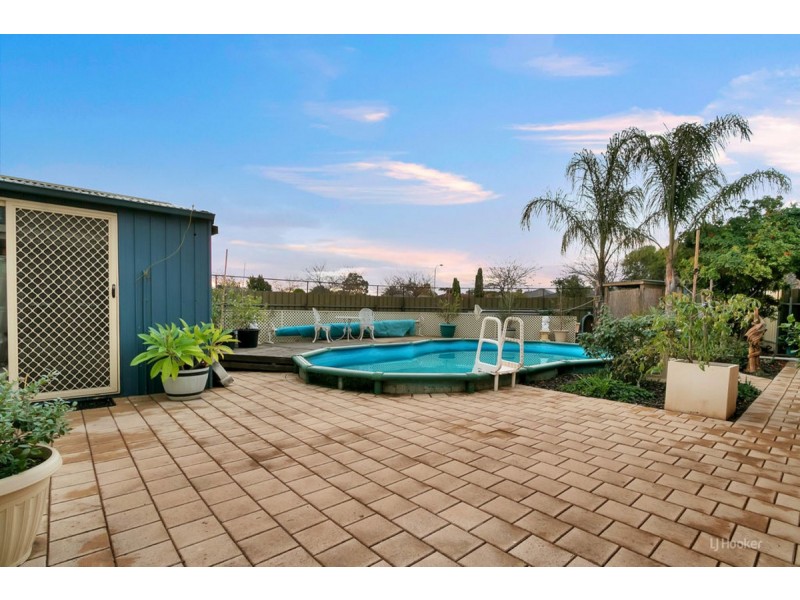 24 Rau Avenue, Evanston SA 5116