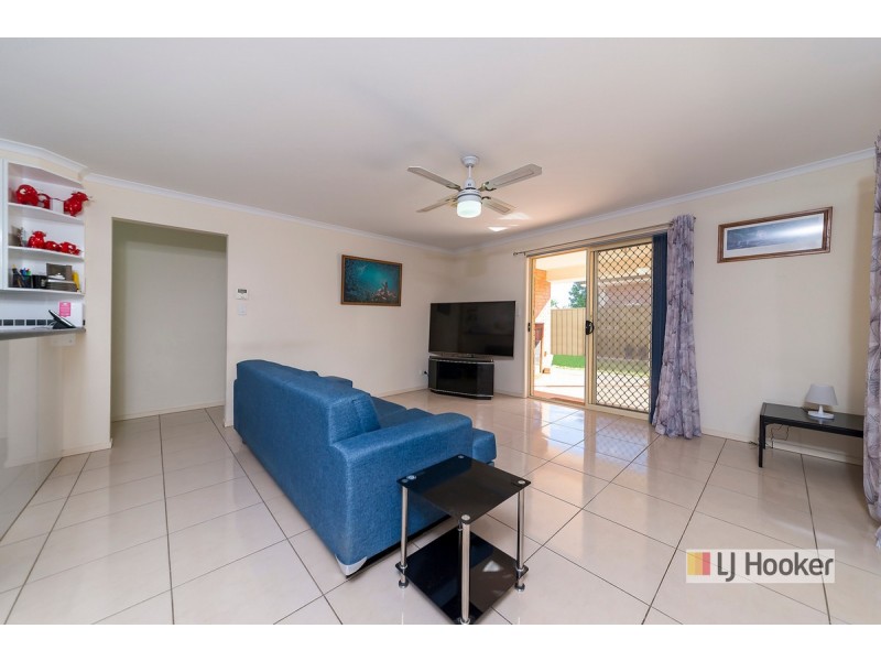 164 President Avenue, Andrews Farm SA 5114