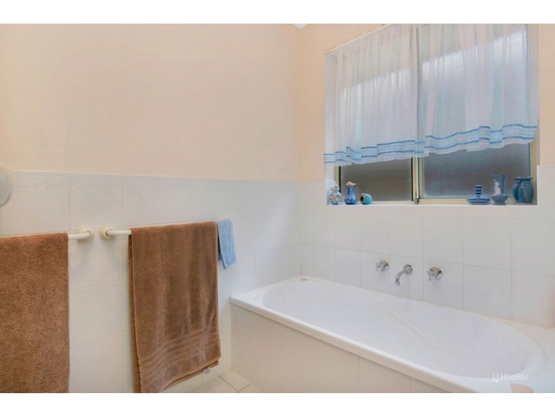 23 Angas Avenue, Evanston Park SA 5116