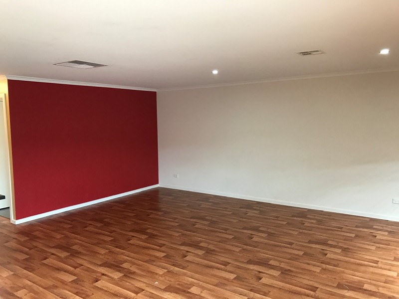 28 Riesling Crescent, Andrews Farm SA 5114