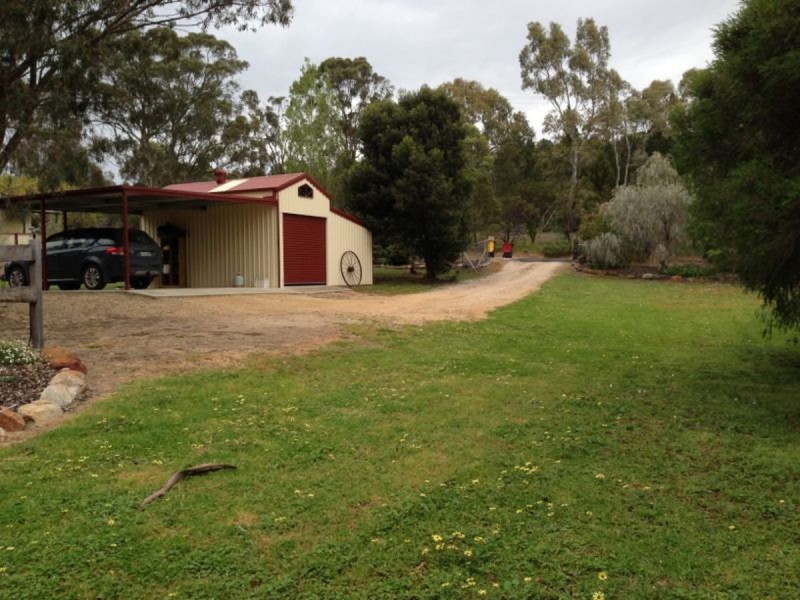 29 Whiteman Road, Williamstown SA 5351
