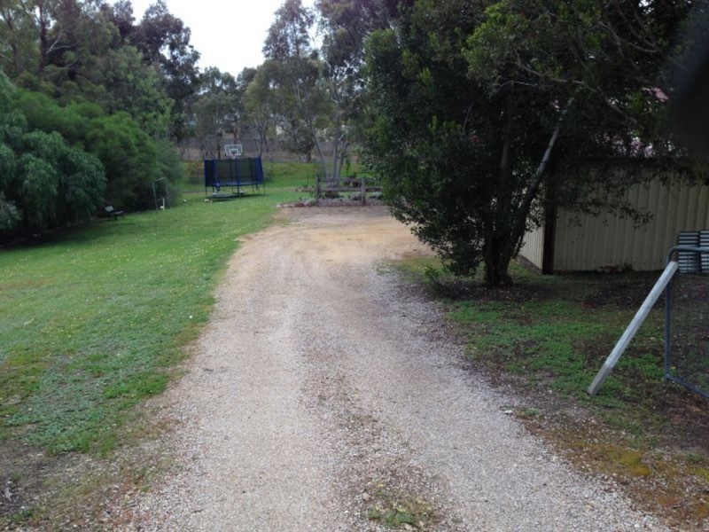 29 Whiteman Road, Williamstown SA 5351