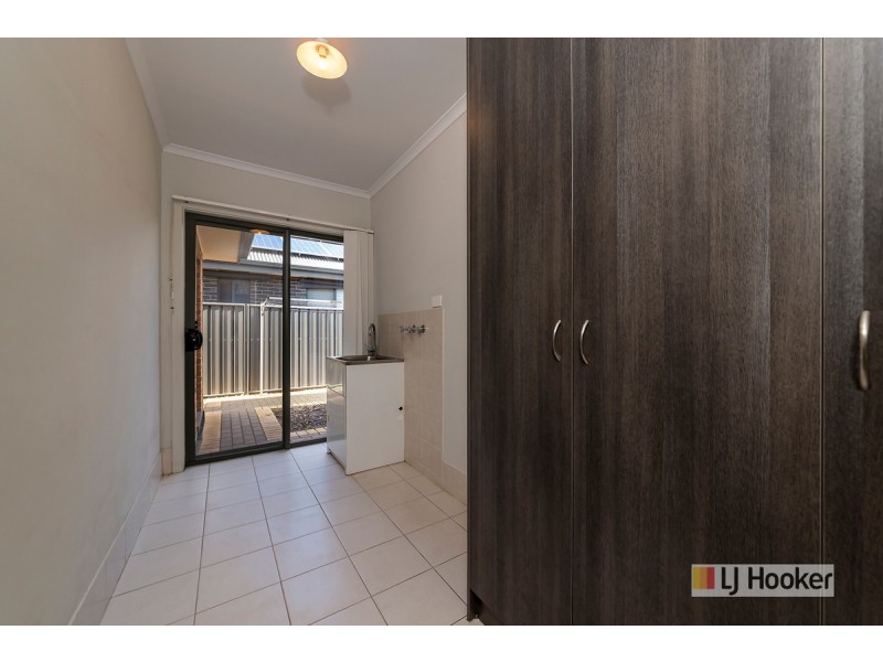 12 Wells Place, Evanston Gardens SA 5116