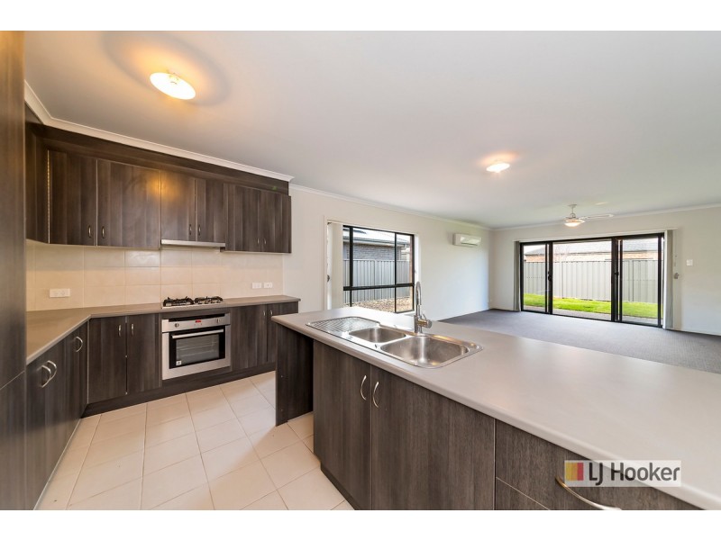 12 Wells Place, Evanston Gardens SA 5116