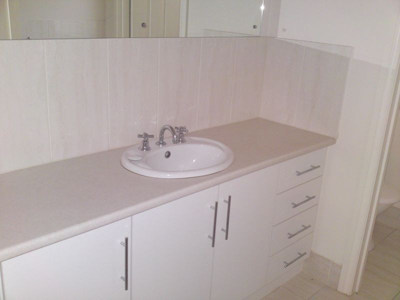 10 Challen Court, Evanston Park SA 5116