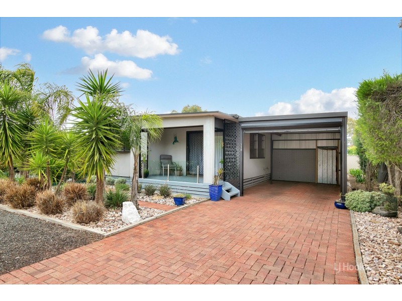 118 The Boulevard, Hillier SA 5116