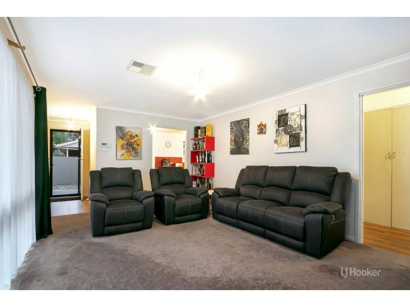 10 Hawker Crescent, Elizabeth East SA 5112