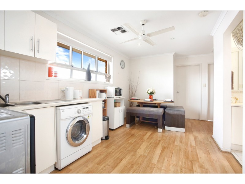 9 Reunion Lane, Mawson Lakes SA 5095