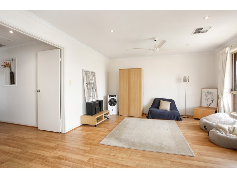 9 Reunion Lane, Mawson Lakes SA 5095