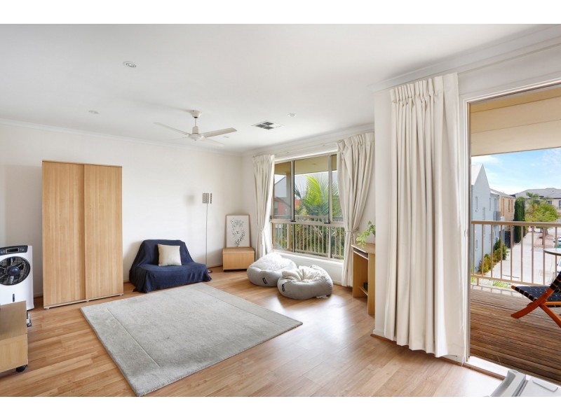 9 Reunion Lane, Mawson Lakes SA 5095