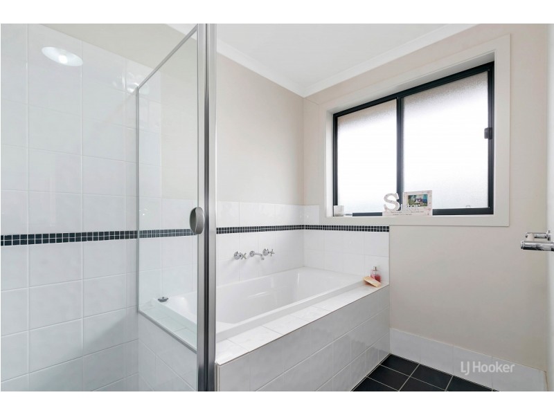 14 Osborne Street, Evanston Gardens SA 5116