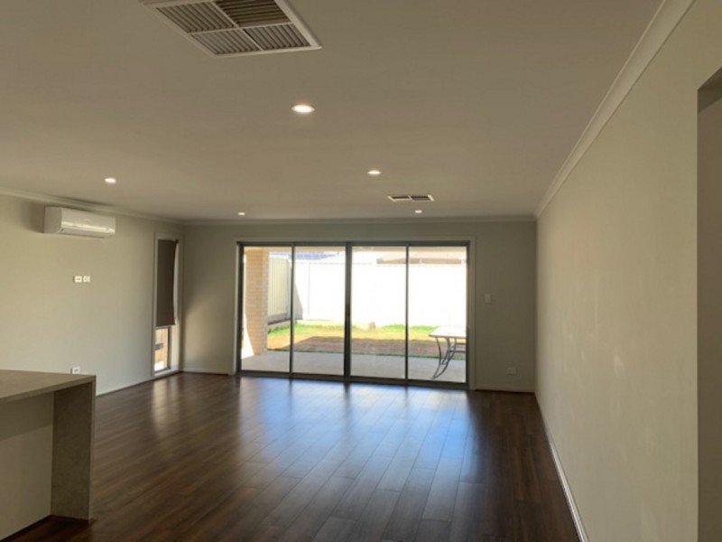 10 Costa Street, Munno Para West SA 5115