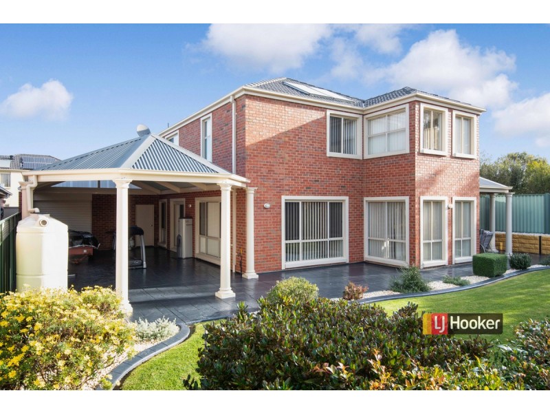 10 Chapman Court, Mawson Lakes SA 5095