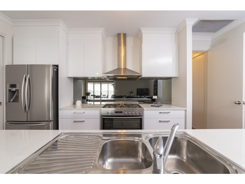 12 Gatley Circuit, Evanston South SA 5116