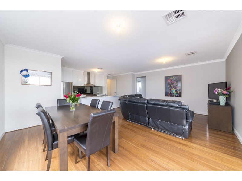 12 Gatley Circuit, Evanston South SA 5116