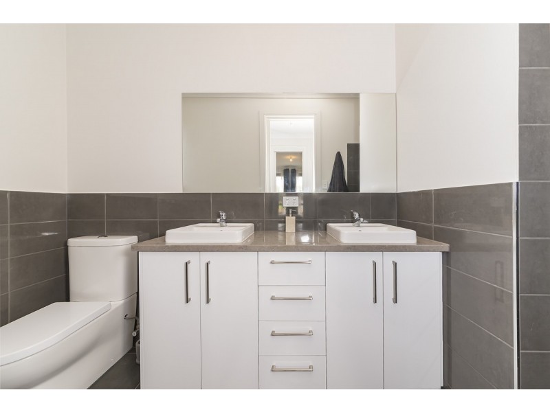 12 Gatley Circuit, Evanston South SA 5116