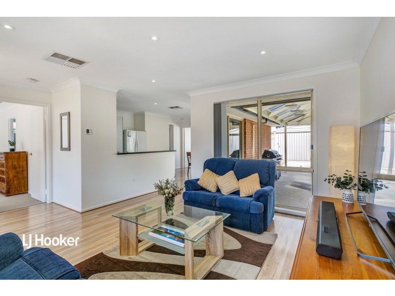 18 Daintree Walk, Blakeview SA 5114