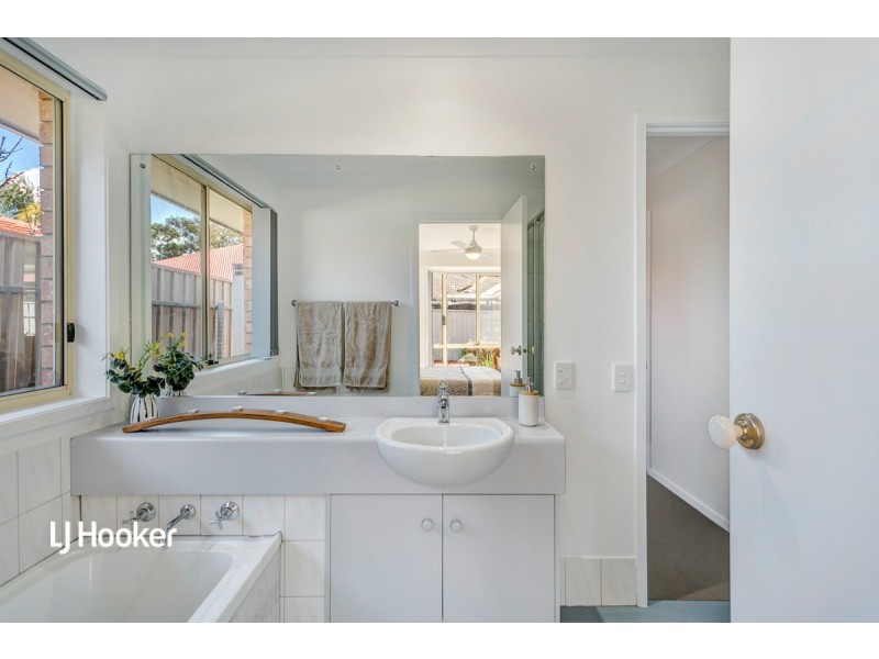 18 Daintree Walk, Blakeview SA 5114