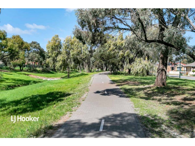18 Daintree Walk, Blakeview SA 5114