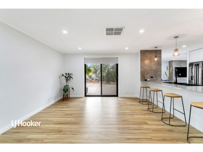 9 Kosmina Crescent, Hillbank SA 5112