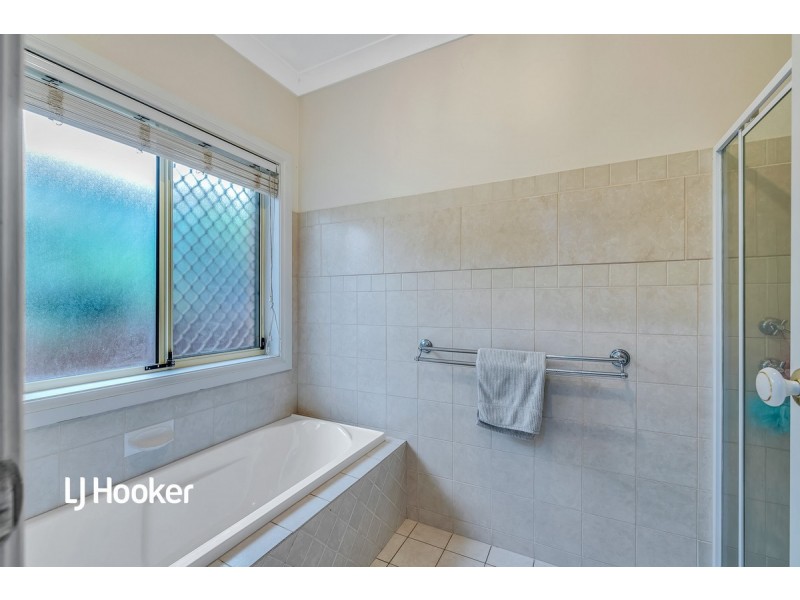 3 McKinlay Drive, Hewett SA 5118