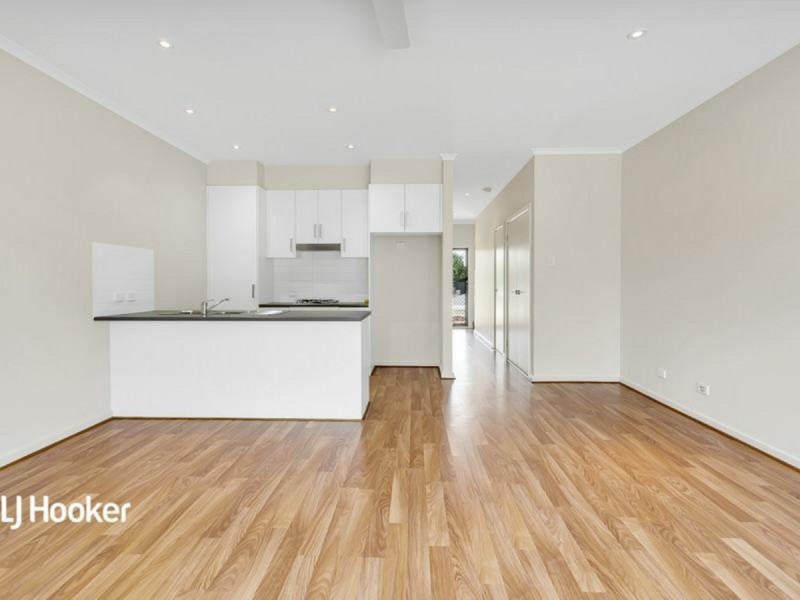 4/8 Fourth Avenue, Mawson Lakes SA 5095