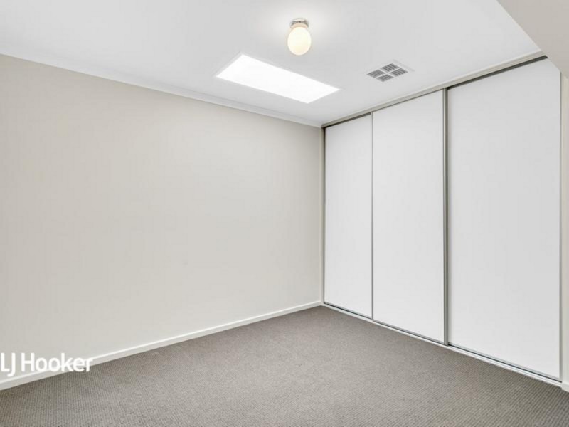 4/8 Fourth Avenue, Mawson Lakes SA 5095