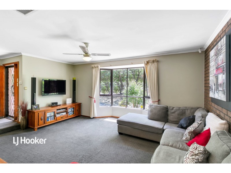 3 Pink Gum Drive, Cockatoo Valley SA 5351
