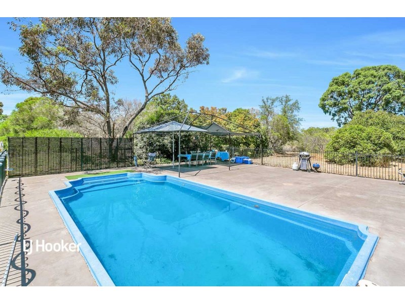 3 Pink Gum Drive, Cockatoo Valley SA 5351