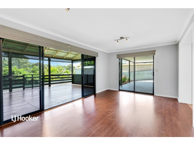 42 Minnamurra Drive, Redwood Park SA 5097