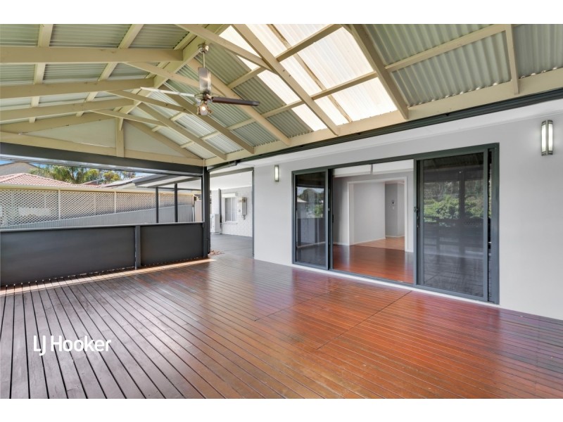 42 Minnamurra Drive, Redwood Park SA 5097