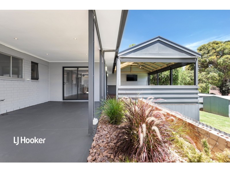 42 Minnamurra Drive, Redwood Park SA 5097