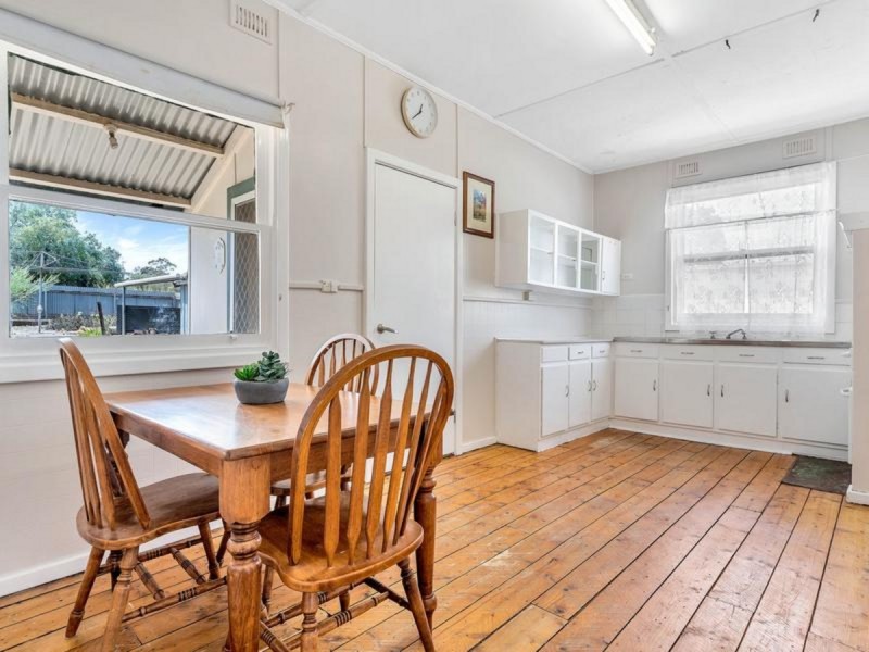 8 Baker Road, Hamley Bridge SA 5401