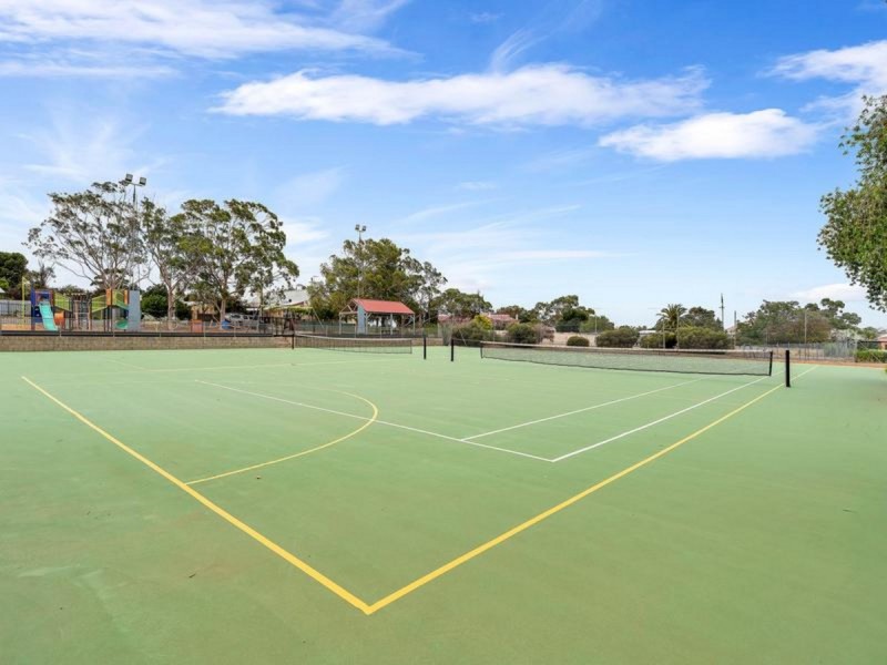 8 Baker Road, Hamley Bridge SA 5401