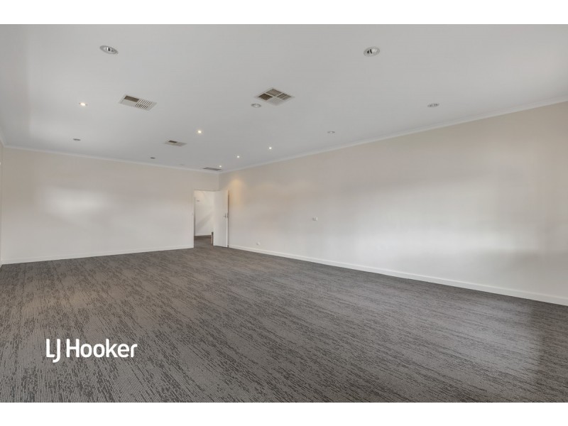 12 Adelaide Road, Gawler South SA 5118