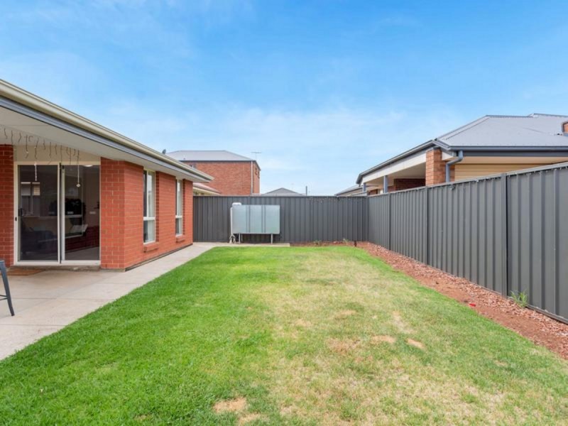 7 Days Drive, Munno Para West SA 5115