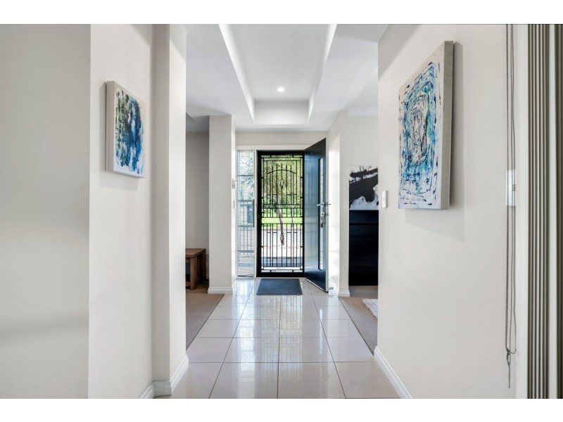 198 Sanctuary Drive, Mawson Lakes SA 5095