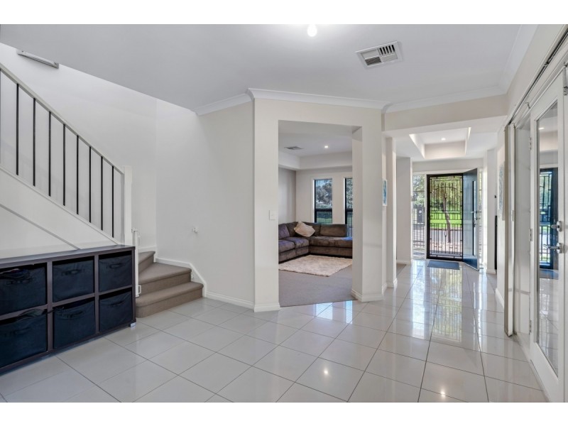 198 Sanctuary Drive, Mawson Lakes SA 5095