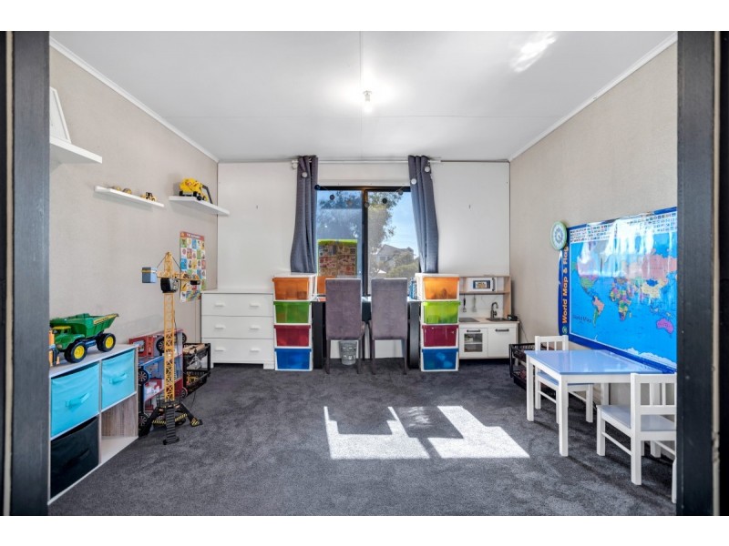 198 Sanctuary Drive, Mawson Lakes SA 5095